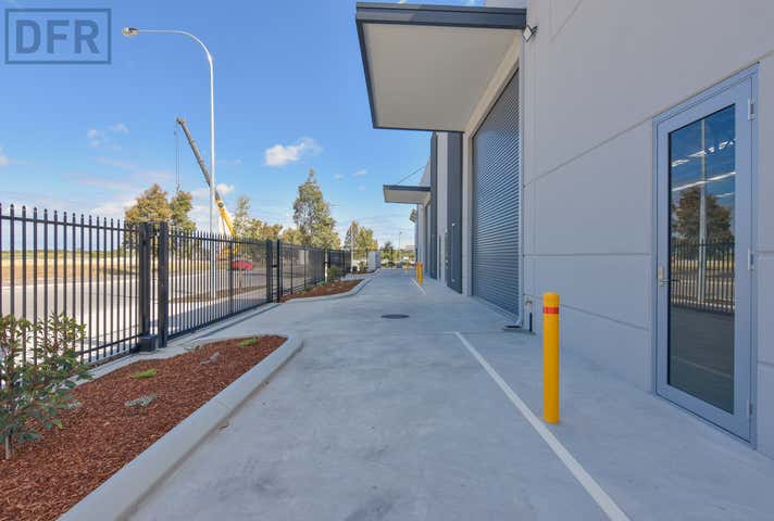 8A Haydock Street Forrestdale WA 6112 - Image 11