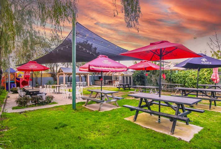 58-60 Hennessy Street Tocumwal NSW 2714 - Image 6