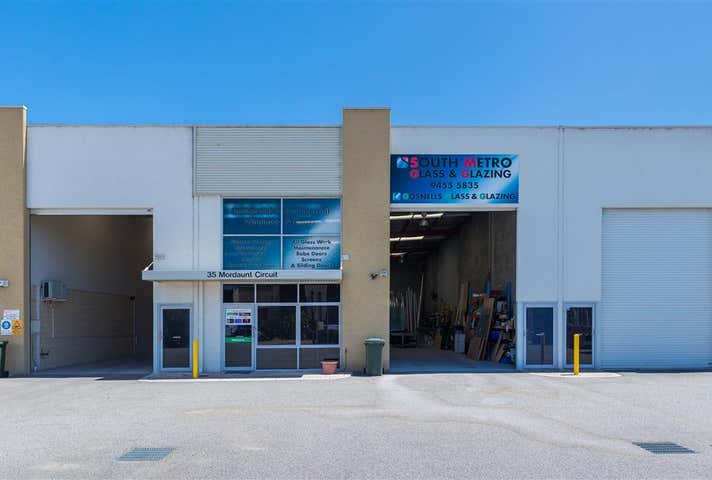 2/35 Mordaunt Circuit Canning Vale WA 6155 - Image 11