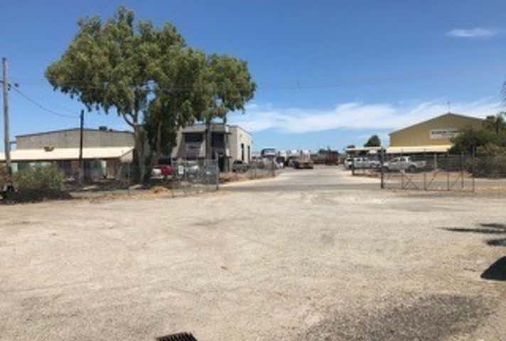 12 Artello Bay Road Midvale WA 6056 - Image 13