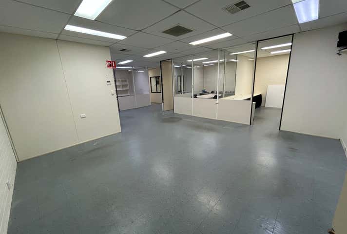 8/17 Foley Street Balcatta WA 6021 - Image 6