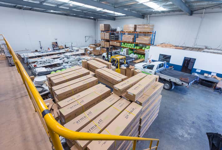 2/10 Bushland Ridge Bibra Lake WA 6163 - Image 7