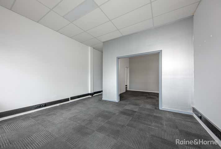 70 O'Shanassy St Sunbury VIC 3429 - Image 5