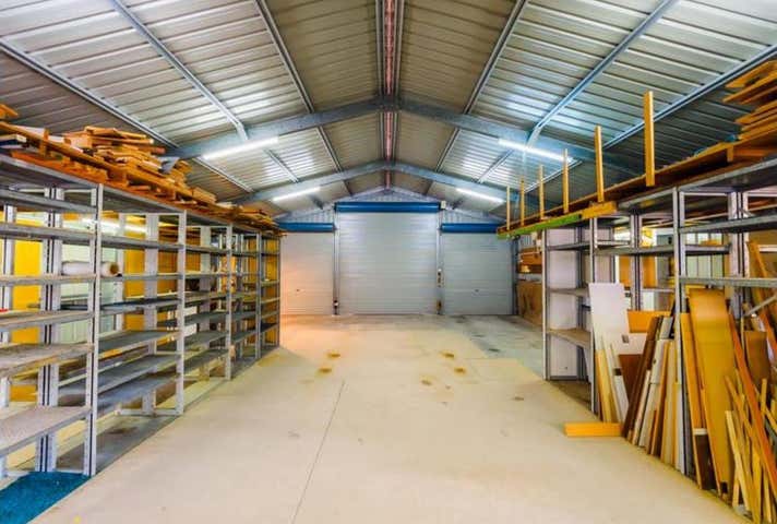 1 Chelmsford Place Parkwood QLD 4214 - Image 3