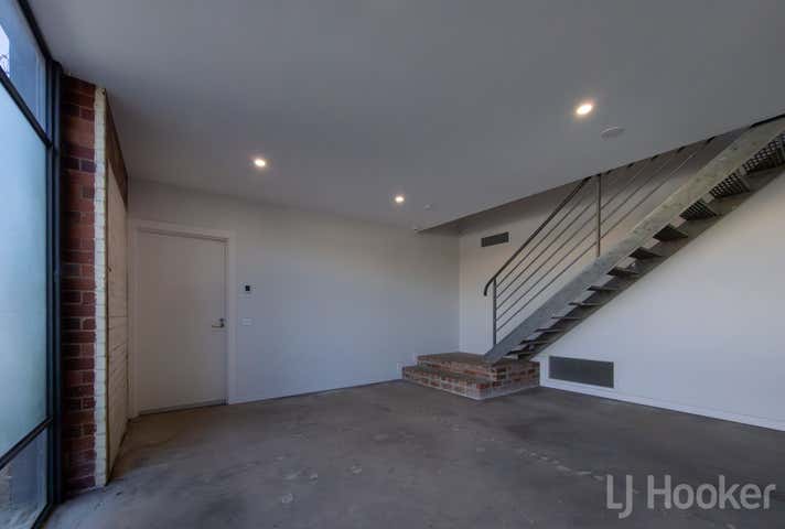 7 Foster Street Queanbeyan East NSW 2620 - Image 12