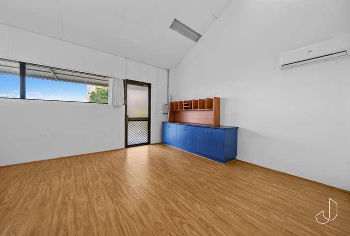 1, 2 & 3, 9-11 Carol Avenue Springwood QLD 4127 - Image 6