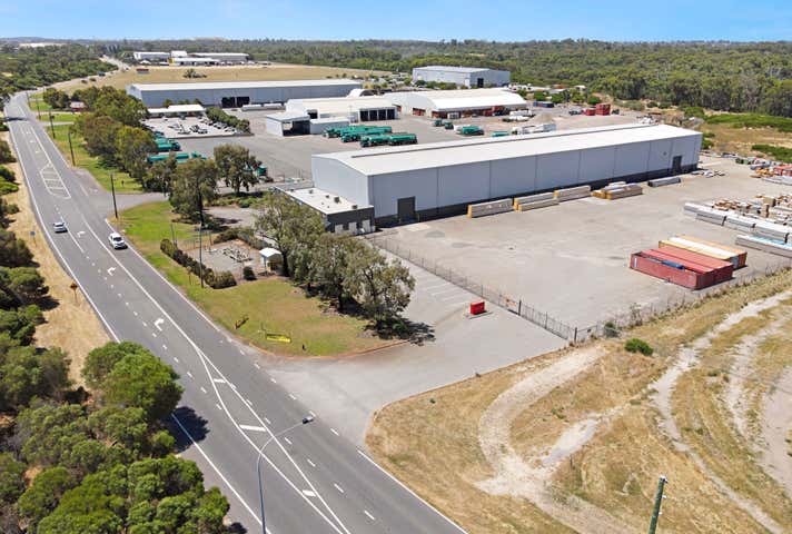 395 Mandurah Road East Rockingham WA 6168 - Image 12