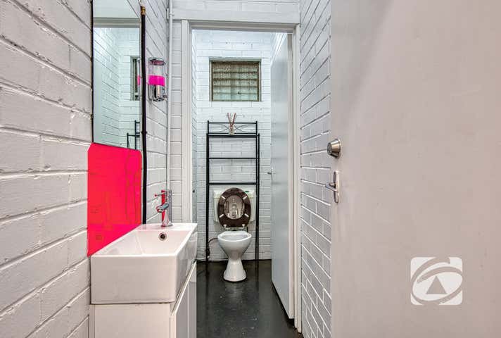 62 Spring Square Hallam VIC 3803 - Image 4