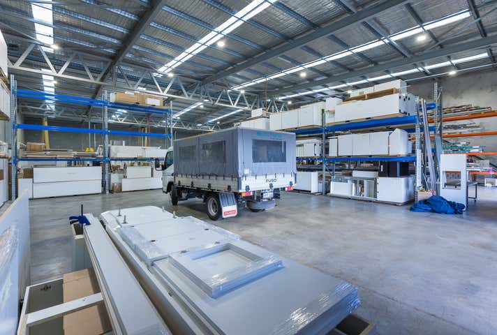 34 Haydock Street Forrestdale WA 6112 - Image 17