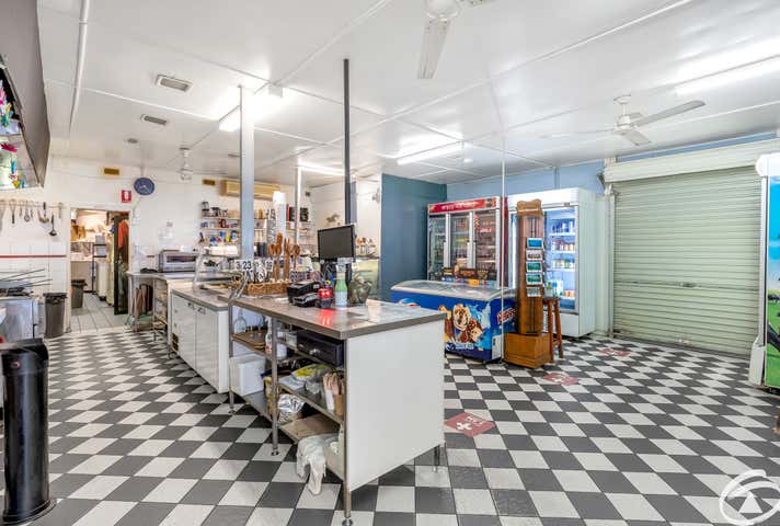 100 Oleander Street Holloways Beach QLD 4878 - Image 27