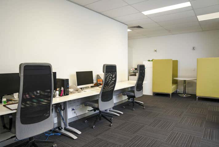 6/1 Merino Entrance Cockburn Central WA 6164 - Image 9