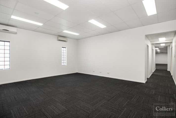 222 Charters Towers Road Hermit Park QLD 4812 - Image 13