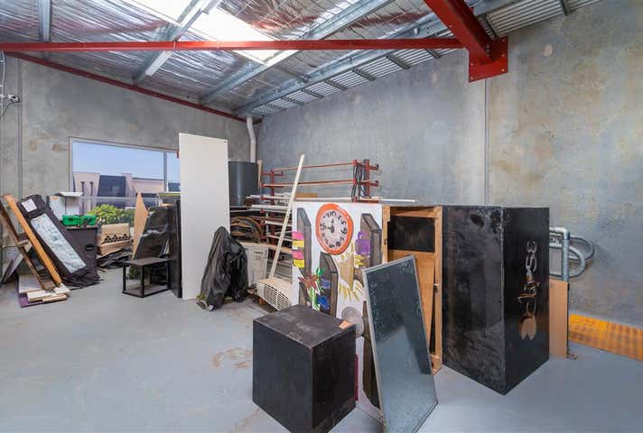 2/35 Mordaunt Circuit Canning Vale WA 6155 - Image 5