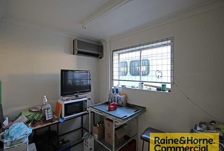3A/14 Oasis Court Clontarf QLD 4019 - Image 4