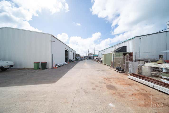Unit 1 A, 12 Bearing Avenue Warana QLD 4575 - Image 13