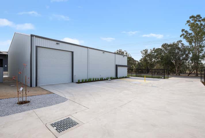 1/205 Mckoy Street Wodonga VIC 3690 - Image 2