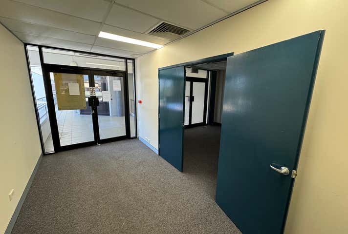 9/340 Ross River Road Aitkenvale QLD 4814 - Image 4