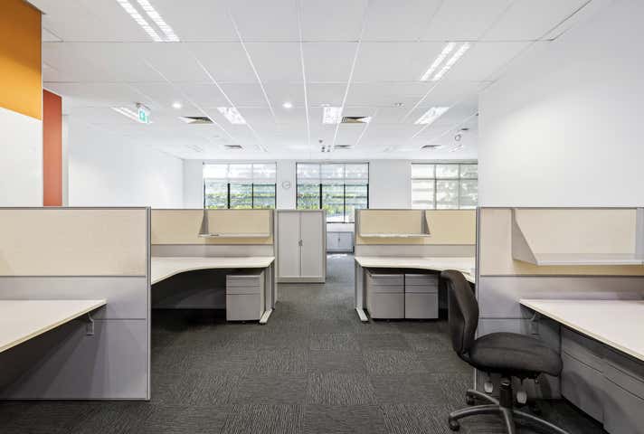 8 Hartley Drive Thornton NSW 2322 - Image 2