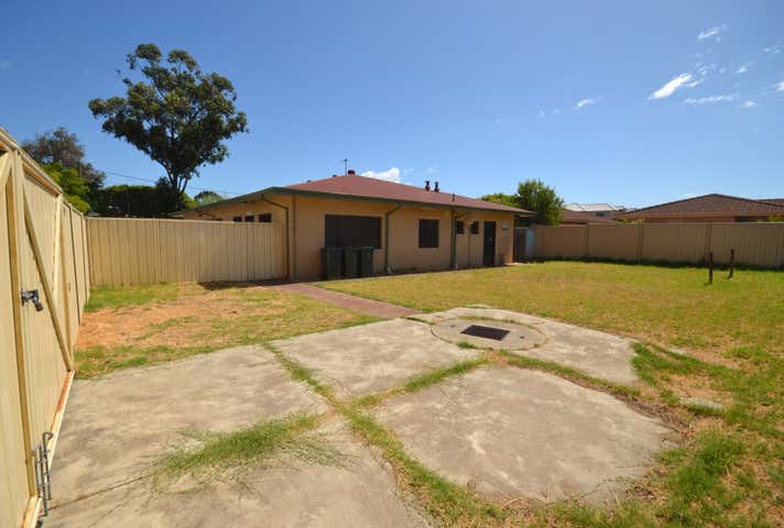 7 Mallard Way Cannington WA 6107 - Image 11