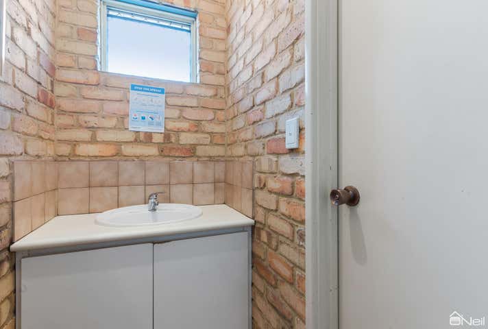 2/18 Keates Road Armadale WA 6112 - Image 17