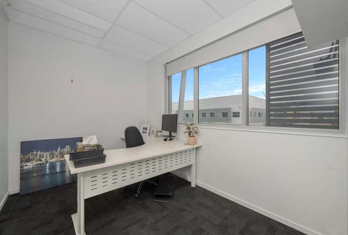 20/547 Woolcock Street Mount Louisa QLD 4814 - Image 11