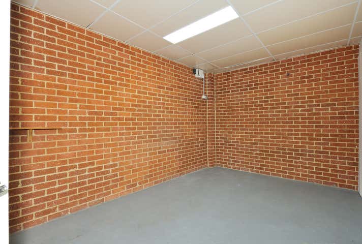 1/5 Leach Crescent Rockingham WA 6168 - Image 9