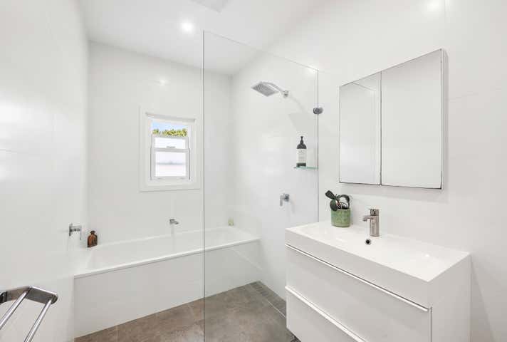 2 Newton Parade, Forestville, 2 Newton Parade Forestville NSW 2087 - Image 14