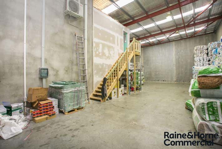 1 / 6 Fellowship Road Wangara WA 6065 - Image 9