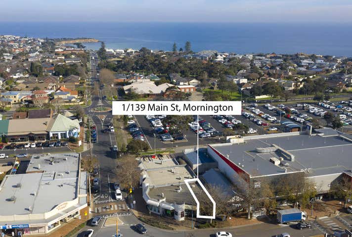 1/139 Main Street Mornington VIC 3931 - Image 2