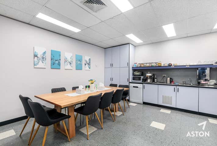 1/2 Keith Campbell Court Scoresby VIC 3179 - Image 10