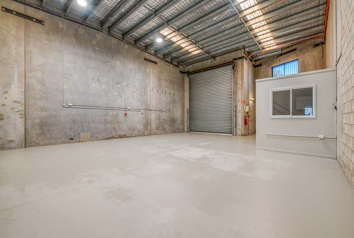 2/229 Junction Road Morningside QLD 4170 - Image 11