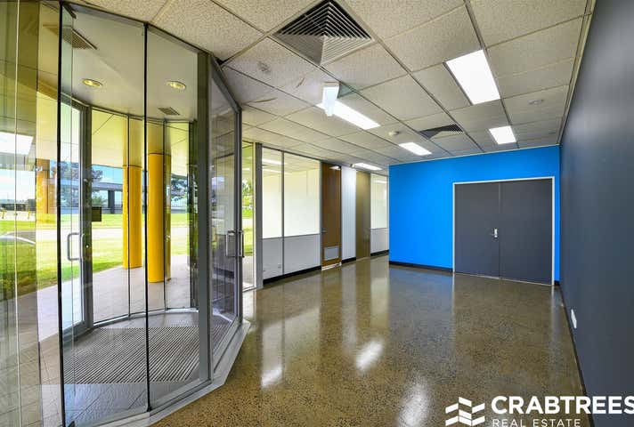 6 Dalmore Drive Scoresby VIC 3179 - Image 8