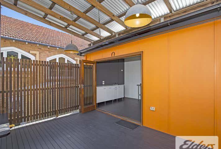 537 Old Cleveland Road Camp Hill QLD 4152 - Image 8