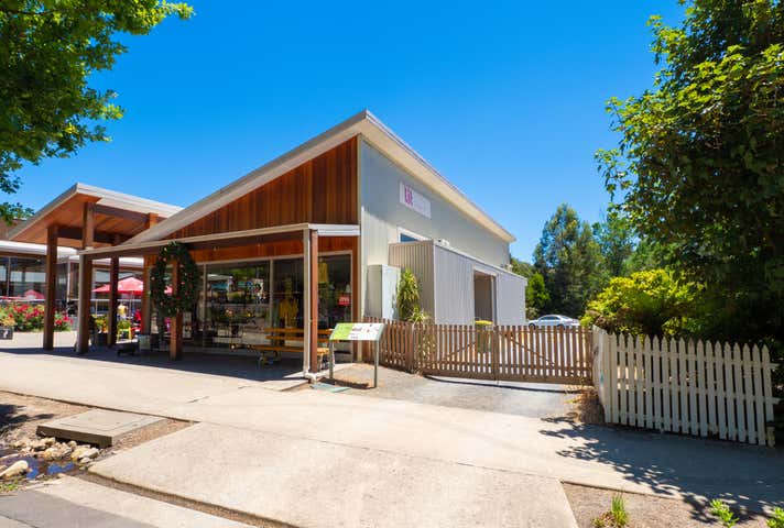 18 Murchison Street Marysville VIC 3779 - Image 3