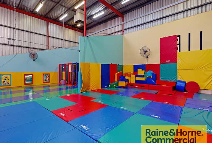 2/983 South Pine Road Everton Hills QLD 4053 - Image 6