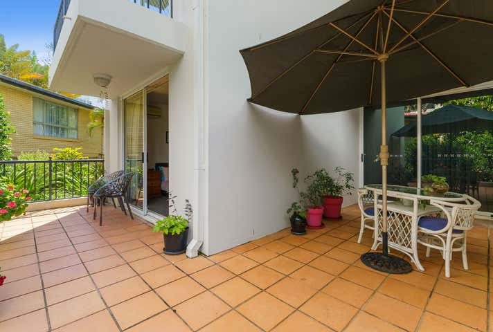 2/4-6 Northcliffe Terrace Surfers Paradise QLD 4217 - Image 6