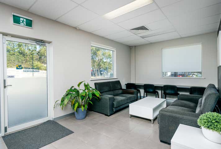 1/113 Stenhouse Drive Cameron Park NSW 2285 - Image 2