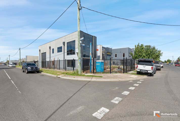 55 Balfour Avenue Sunshine North VIC 3020 - Image 3