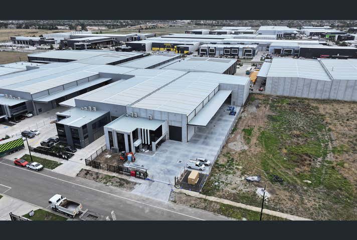 24 Link Road Pakenham VIC 3810 - Image 2