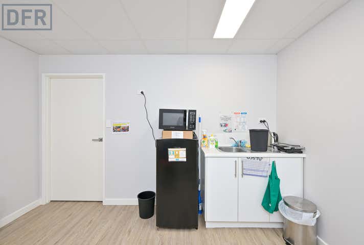 8/1 Merino Entrance Cockburn Central WA 6164 - Image 19