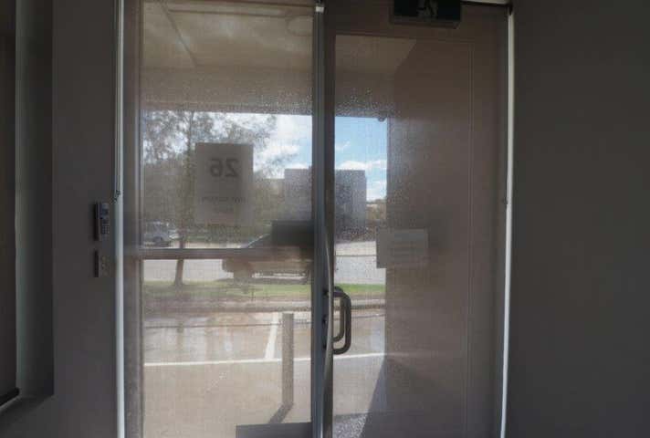 26 Distinction Rd Wangara WA 6065 - Image 7