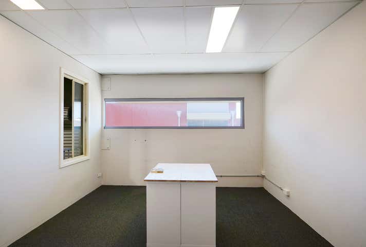 Unit 20, 8 Hurley Street Canning Vale WA 6155 - Image 8