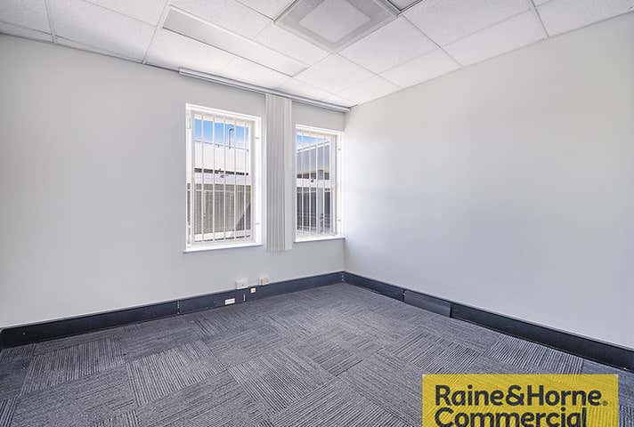 230 Waterworks Rd Ashgrove QLD 4060 - Image 15