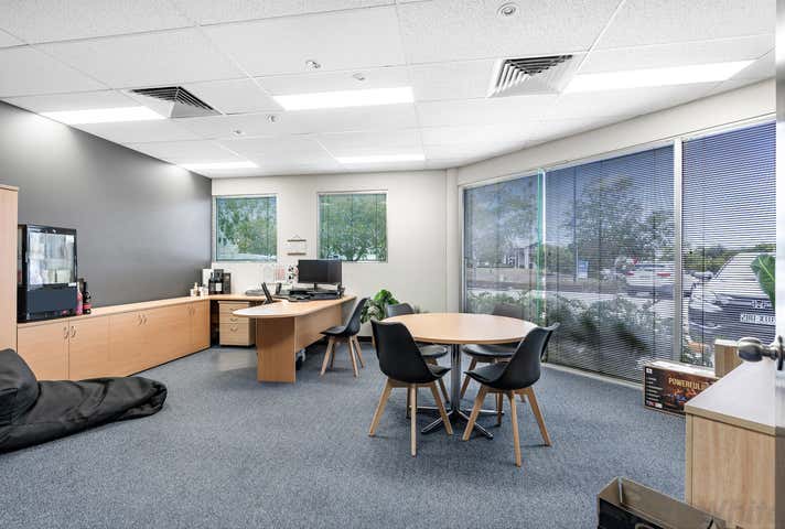 6/9 Archimedes Place Murarrie QLD 4172 - Image 2