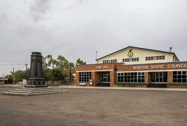 57 Darwin Street Jericho QLD 4728 - Image 13