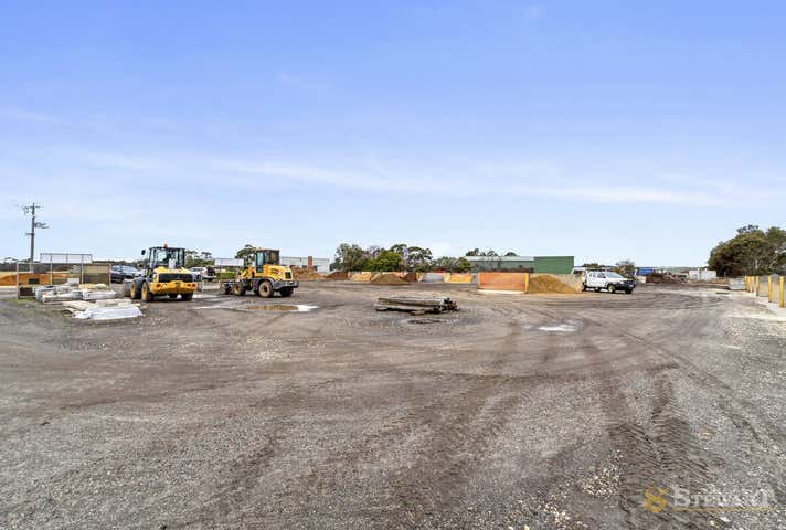 75 Rossmoyne Road Colac West VIC 3250 - Image 7