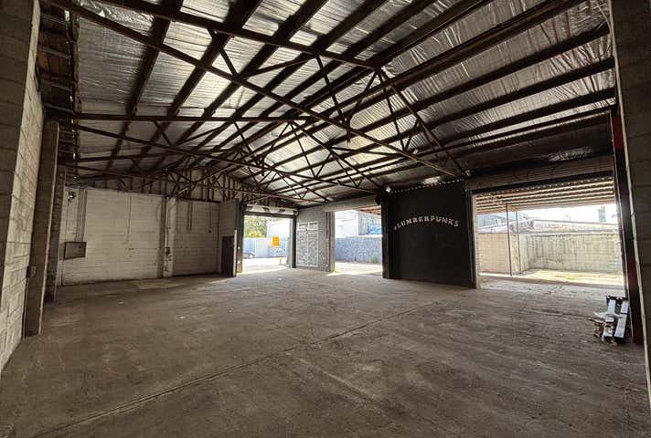 Miami QLD 4220 - Image 3