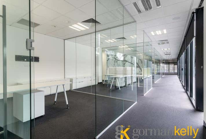 Level 2, 21 Shierlaw Avenue Canterbury VIC 3126 - Image 4