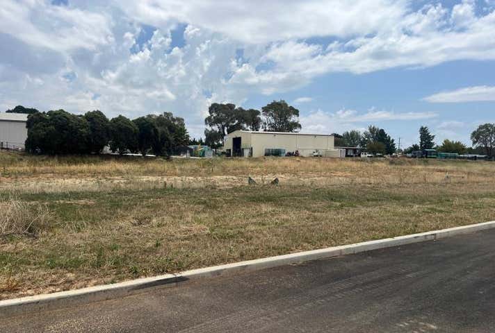 6 Crabapple Close Orange NSW 2800 - Image 2