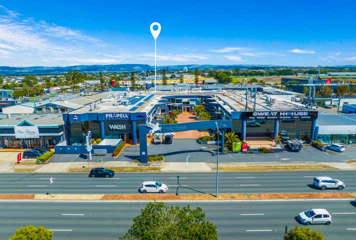 Shop, Bundall